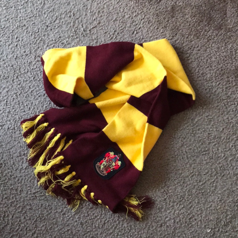 Harry potter Gryffindor scarf